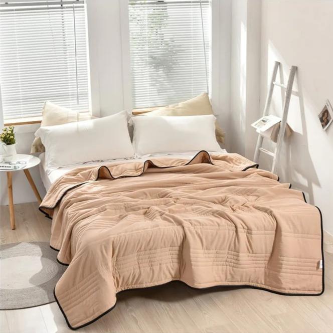 CoolBreeze - Soft Cooling Blanket