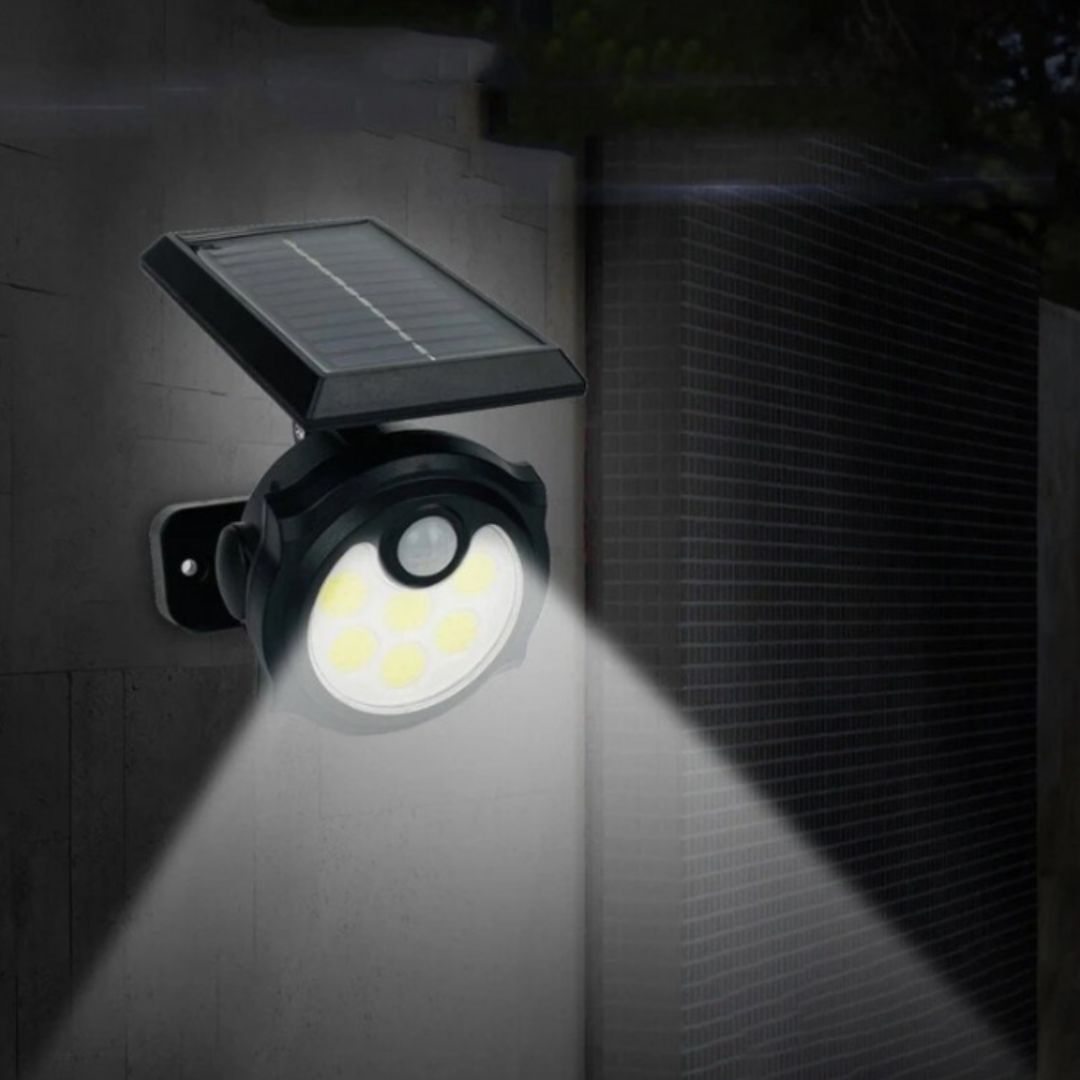 Solar spotlight (Clearance Sale)