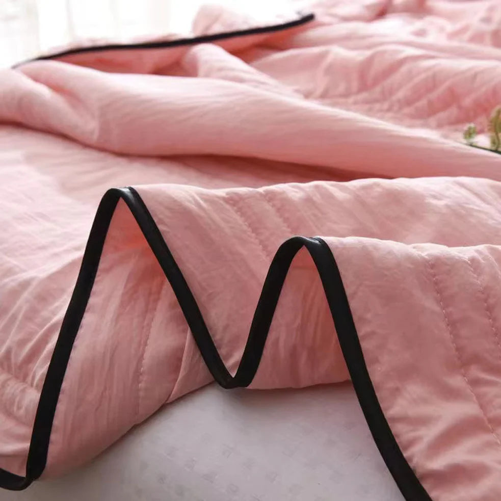 CoolBreeze - Soft Cooling Blanket