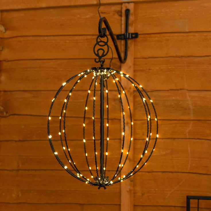 SolarSphere Garden Light