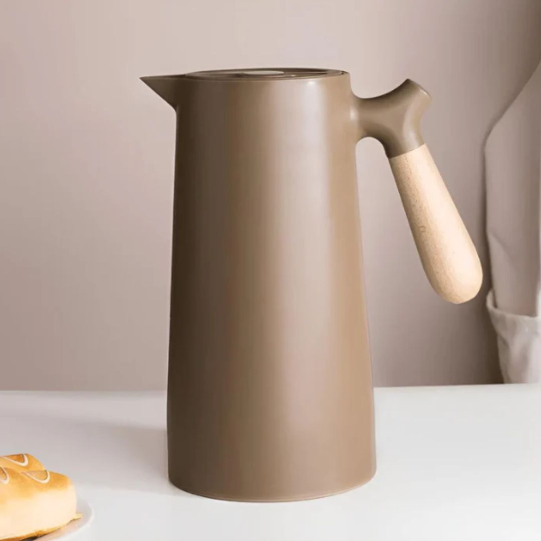 TermaLock – Insulated Carafe with Wooden Handle