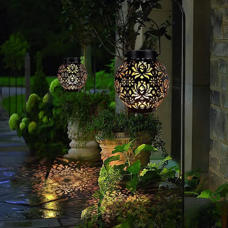 Éclaria – Solar Hanging Garden Lantern