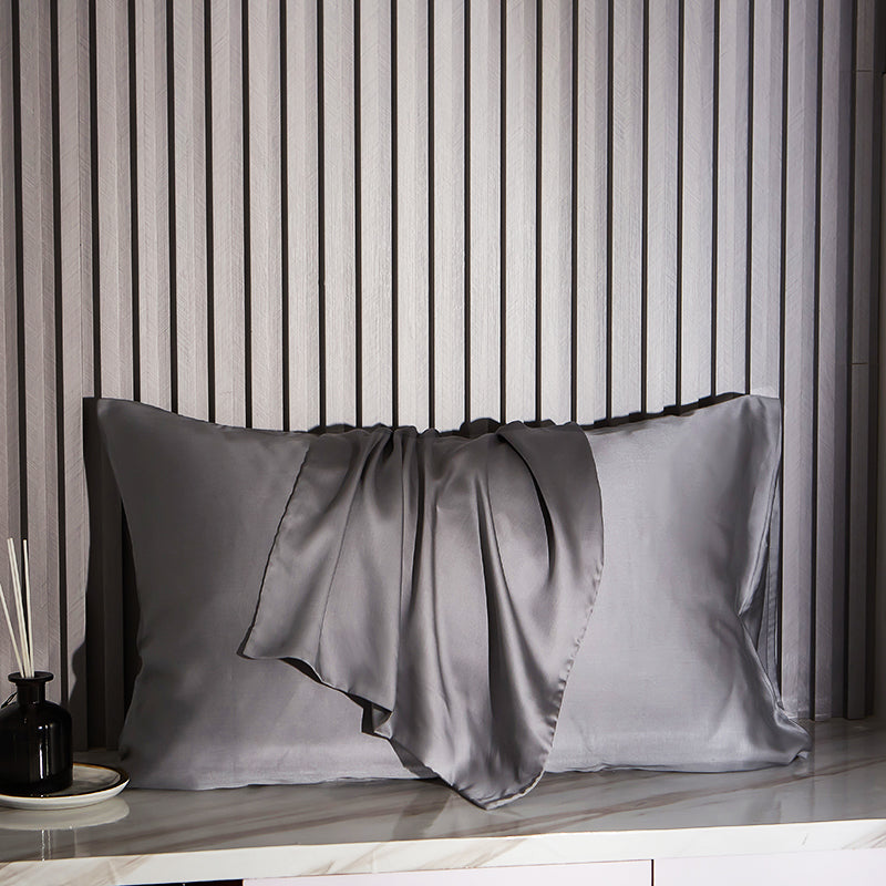 Satin Luxe Pillowcase – Mulberry-Inspired Comfort