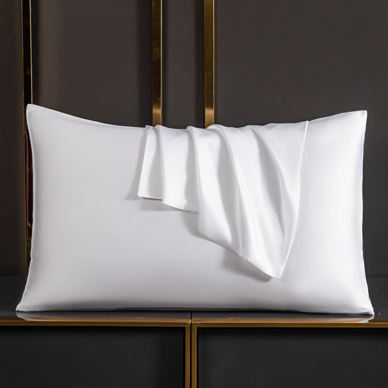 Satin Luxe Pillowcase – Mulberry-Inspired Comfort