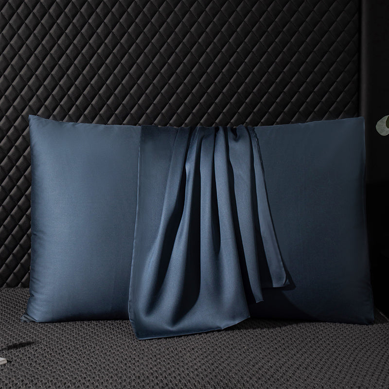 Satin Luxe Pillowcase – Mulberry-Inspired Comfort