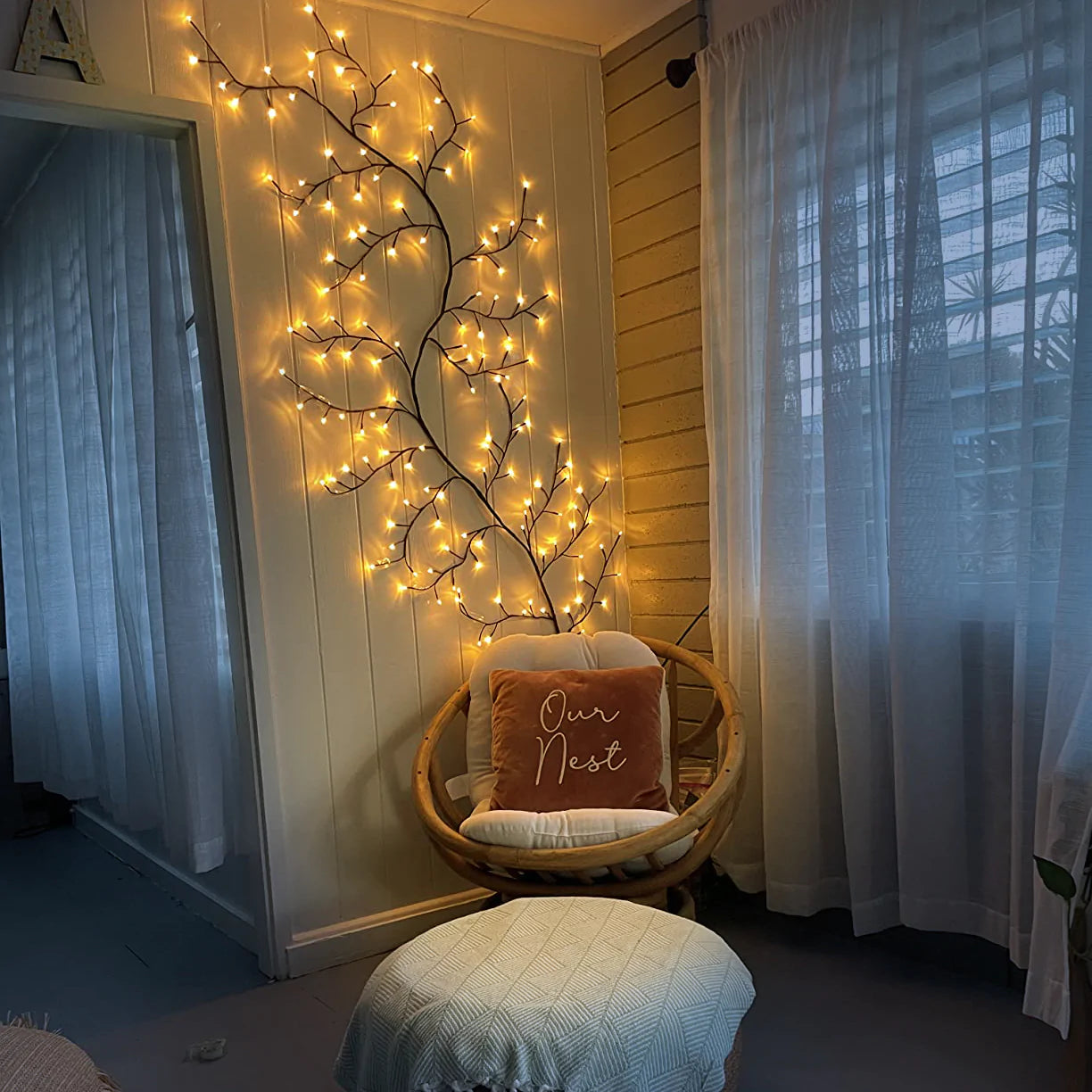 Enchanted Willow Vine – Decorative Light with Natural Branch Design