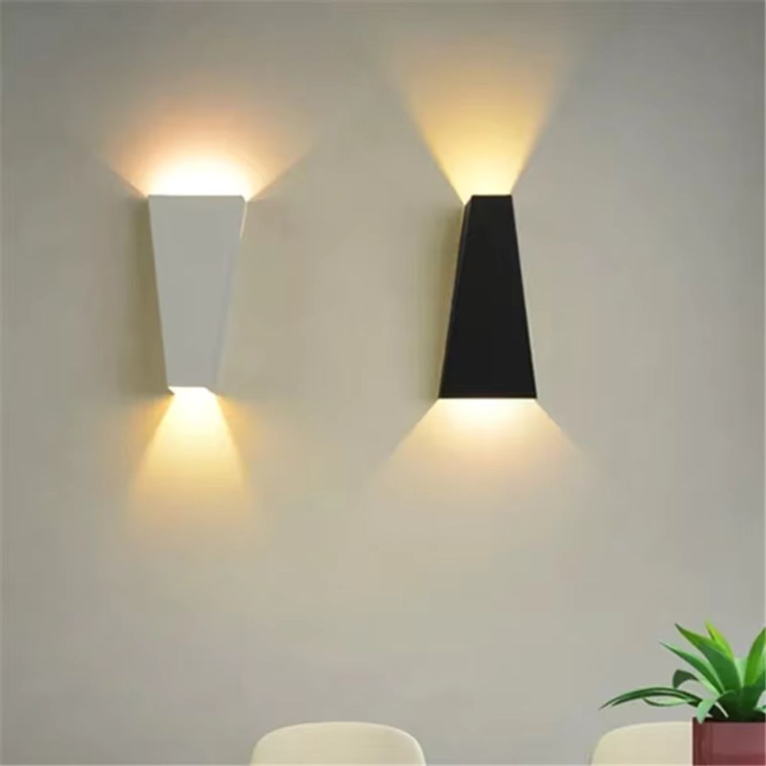 LightCastle – Elegant LED Wall Light for Modern Spaces
