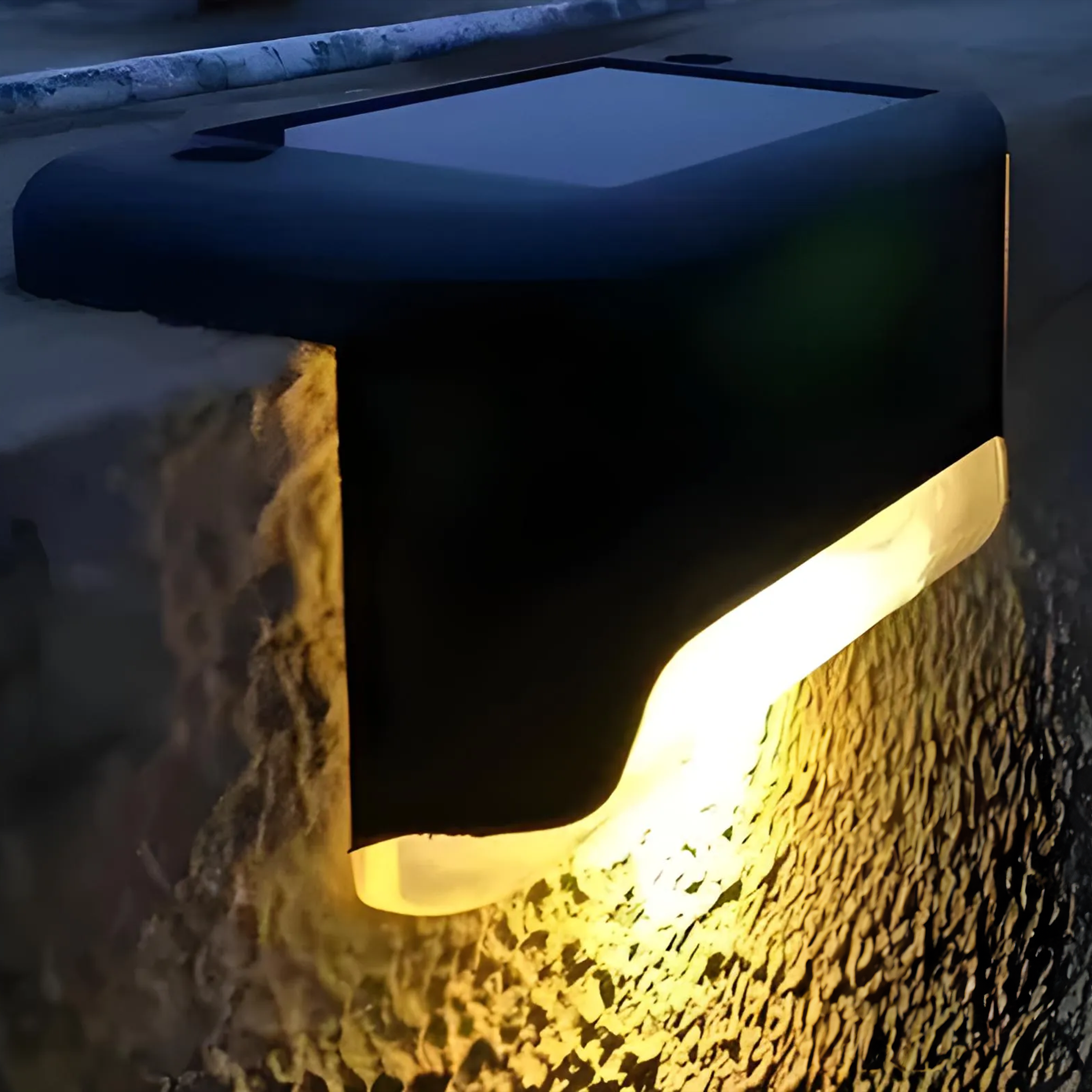 SolarBright™ - LED solar fence and deck lights