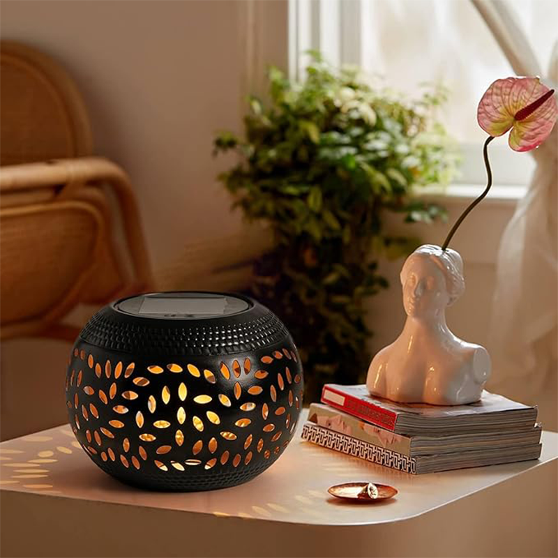 GlowMosaic – Solar Patterned Garden Lamp