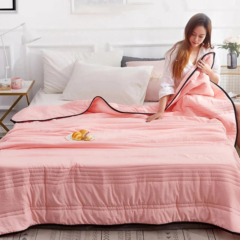CoolBreeze - Soft Cooling Blanket