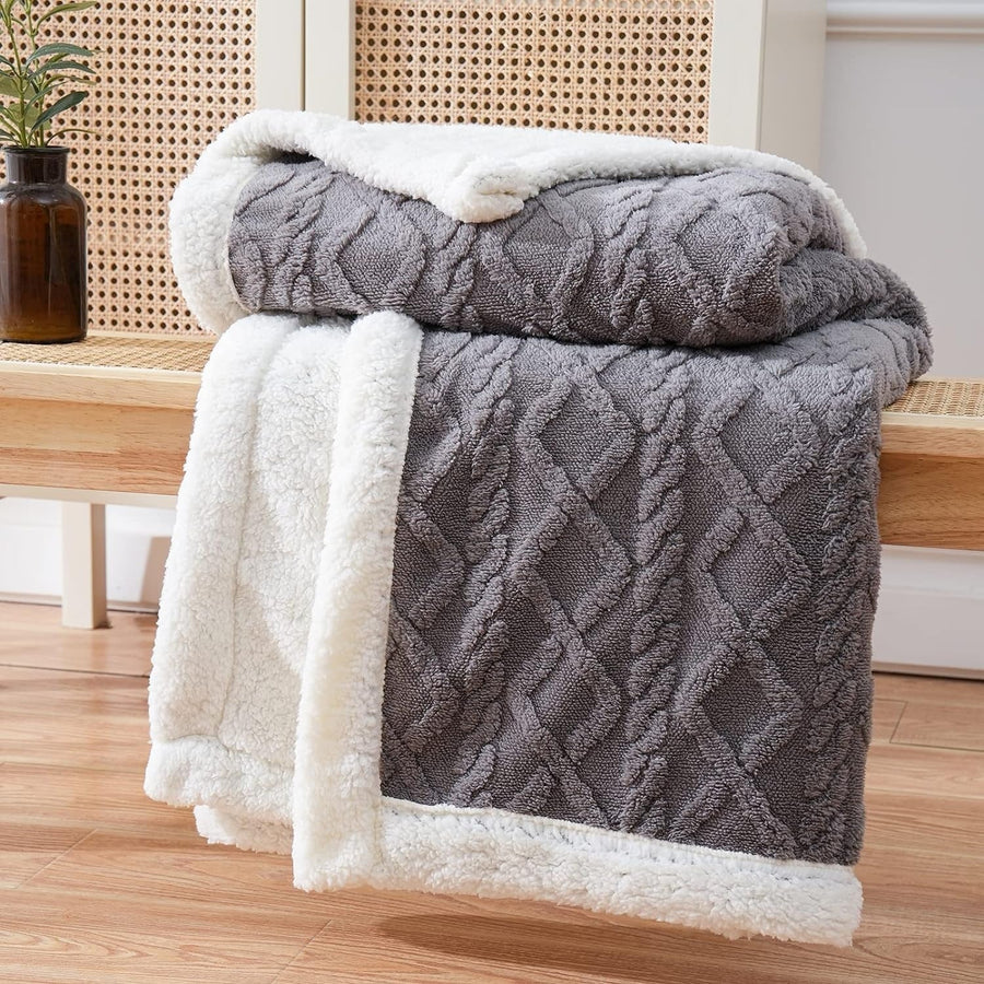 CozyCloud Sherpa Blanket