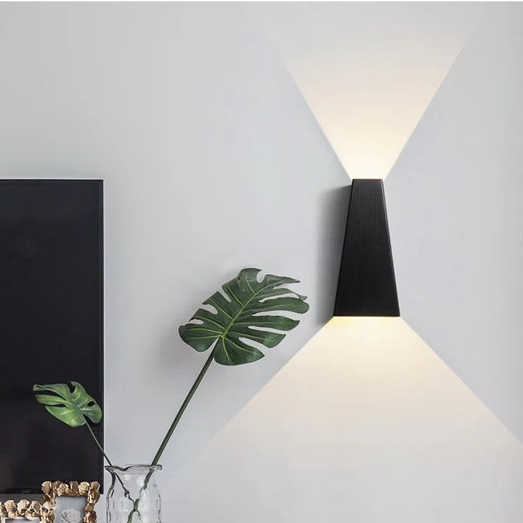 LightCastle – Elegant LED Wall Light for Modern Spaces