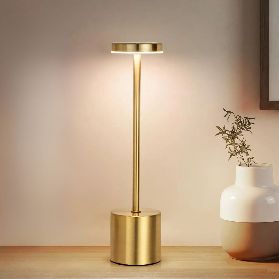 Nordica - Sleek Table Lamp