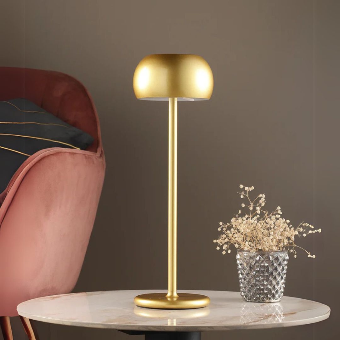 Tivra - Minimalist Table Lamp