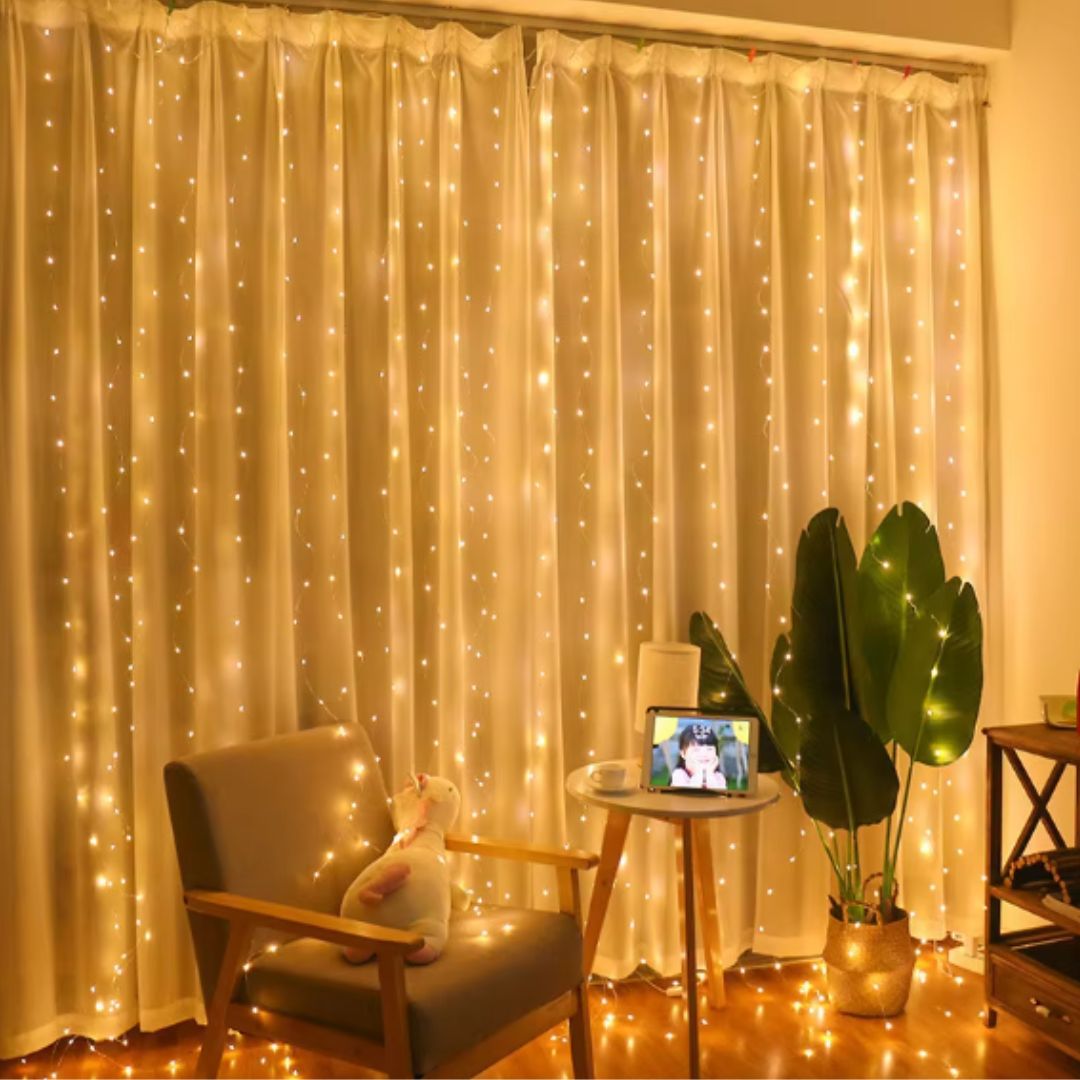 3 - 6m Decorative curtain LED lights