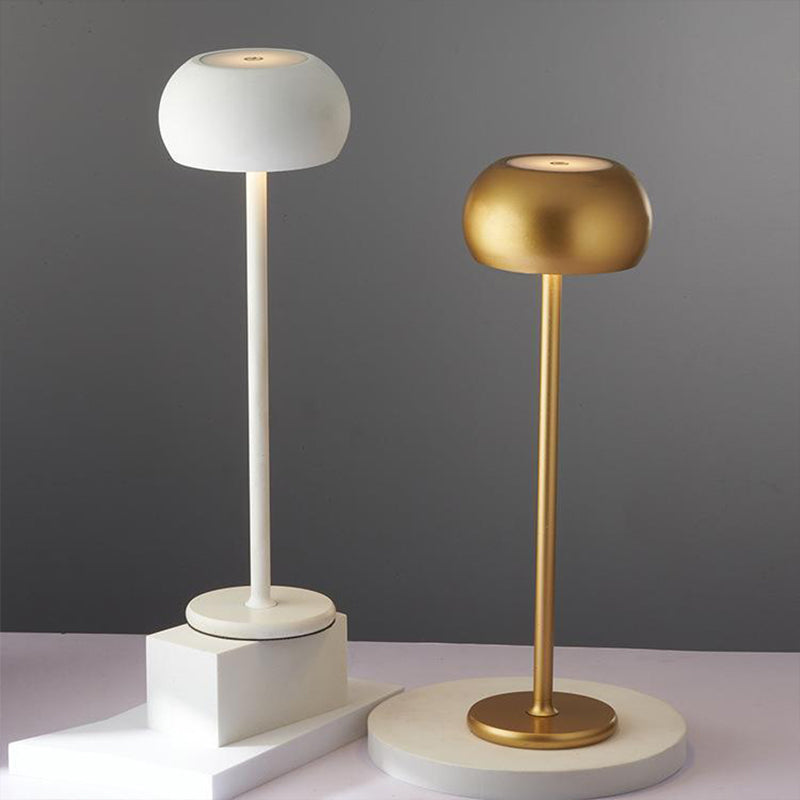 Tivra - Minimalist Table Lamp