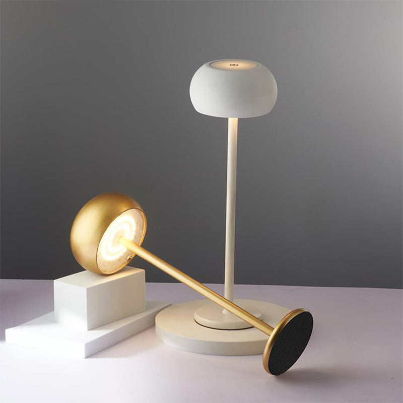 Tivra - Minimalist Table Lamp