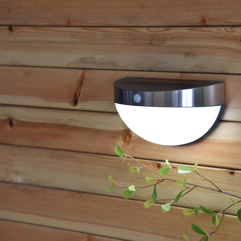Arcus – Solar Motion Sensor Wall Light