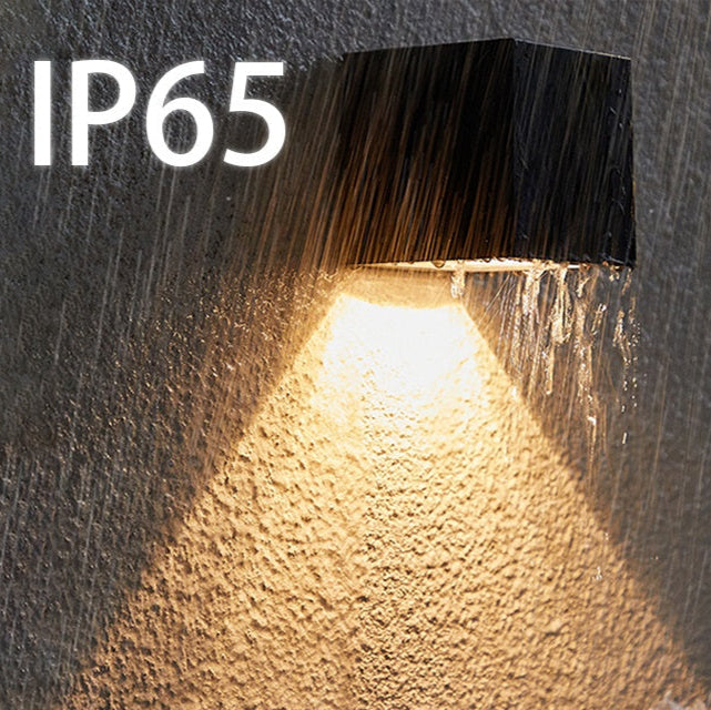 Sunlight – Elegant Wall Lamp