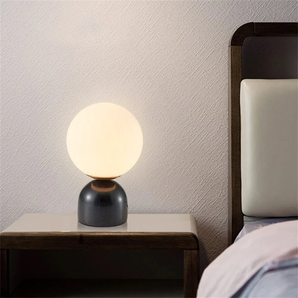 Globe - Modern Nordic Glass Ball Table Lamp