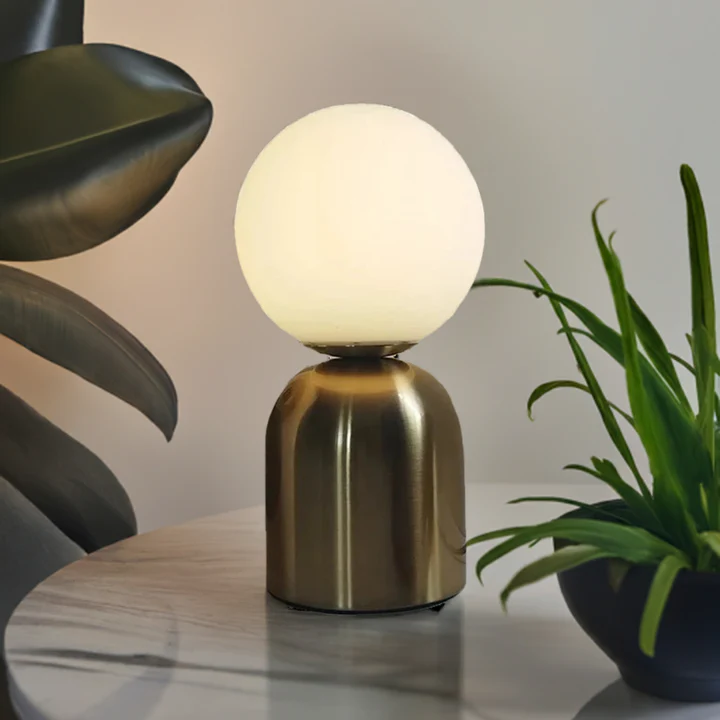 Orbis - Nordic Glass Ball Table Lamp