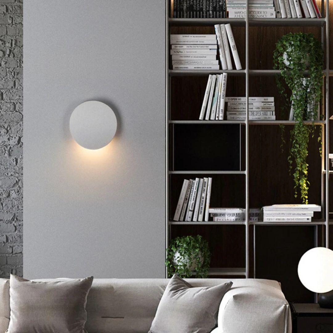 Luvia - Minimalistic wall light